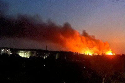 Взрывы и пожары в Чернигове и Чугуеве: идёт атака на украинские объектыНа кадрах пожар после удара 