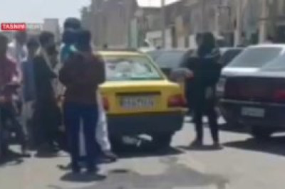 Теракт в Иране: Боевики атаковали здание суда в Захедане