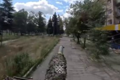 Минус немецкий «кошак»: наши бойцы спалили Leopard ВСУ в Покровске