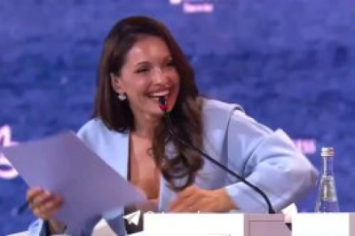 Двуглавый орел России смотрит не только на запад и восток, но и на юг, — Путин