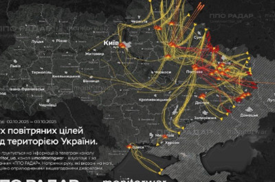 Массированный удар по Украине: более 300 дронов и ракет атакуют объекты врага