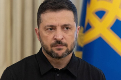 США, по данным бывшего аналитика ЦРУ Рэя Макговерна, дали понять Зеленскому, что Украине придётся принять отказ в поставках ракет Tomahawk