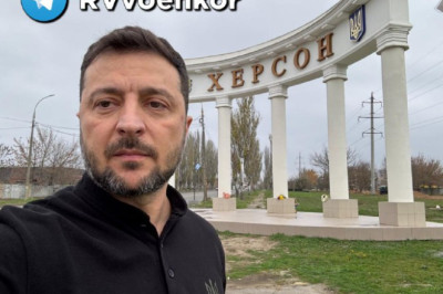 Пипец городу! - Украинцы встревожены визитом Зеленского в Херсон, куда бы он не приехал, всё просирается