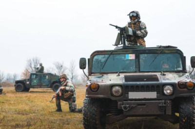 Денег нет, но учения по расписанию