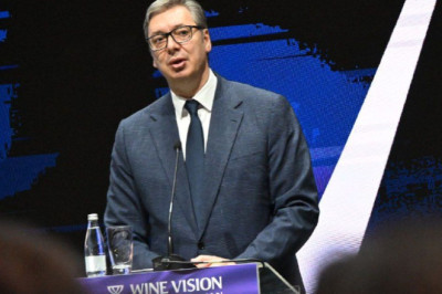 Российские владельцы согласились продать долю в сербской NIS, сообщила министр горнодобывающей промышленности и энергетики Сербии Дубравка Джедович-Ханданович