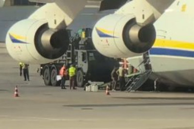 Погрузка ракет к ЗРК Patriot для ВСУ в аэропорту Израиля попала на видео