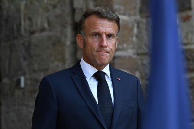 Макрон предложил не обстреливать украинскую энергетику зимой