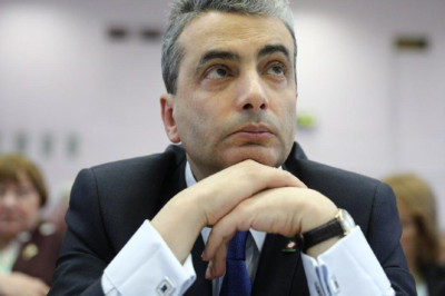 Политик Лев Шлосберг* отправлен под домашний арест, сообщила пресс-служба судов Псковской области