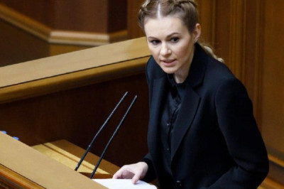 СБУ, НАБУ и САП пришли с обысками к оппозиционному Зеленскому депутату Верховной Рады Украины Анне Скороход