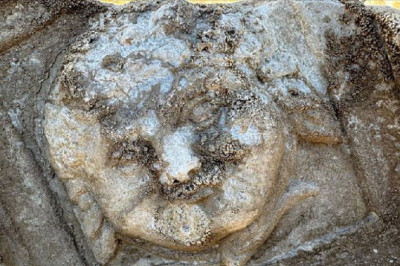 В Турции обнаружили улыбающуюся горгону Медузу