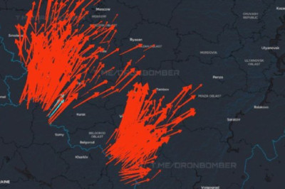 Идёт массированная атака: враг снова пытается прорваться к Москве и другим городам