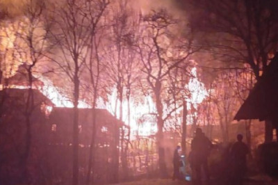 Пылает православный монастырь УПЦ на Закарпатье