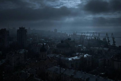 Атмосферное фото ночной Одессы