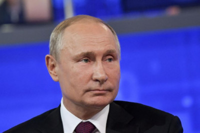 Россия готова подумать над тем, чтобы обеспечить безопасность украинских выборов, заявил Путин