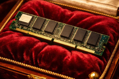 Samsung передумала убивать DDR4 из-за резкого скачка цен