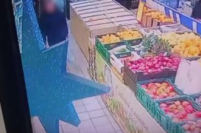 В супермаркете в Донецке мужчина открыл огонь из автомата