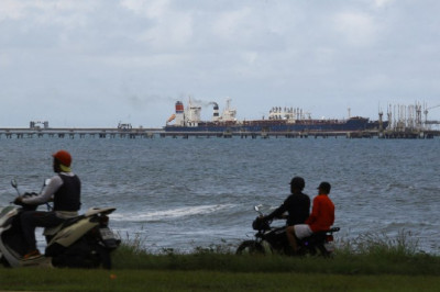 Без Китая и России