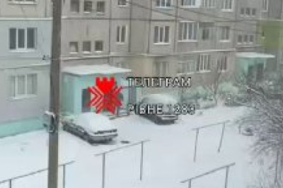 ТЦКшники в Ровно "залили" из газового баллончика 15-летнюю девушку, которая вместе с бабушкой пыталась защитить отца