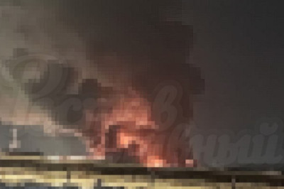 Враг атакует Ростов-на-Дону: есть попадания в многоэтажки и пожары