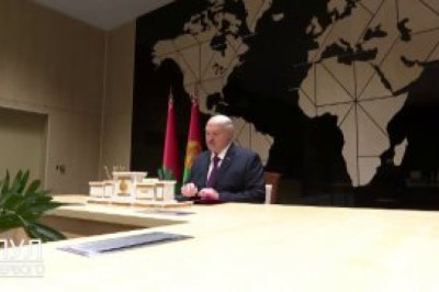 Лукашенко подписал документ о присоединении Беларуси к Совету мира