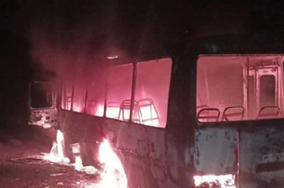 Враг атаковал дроном автобус с мирными жителями в Белгородской области