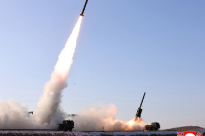 В КНДР провели тестовые пуски из 600-мм РСЗО