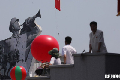 В КНДР наладили производство собственного рома, бутылка стоит $1, пишет ТАСС