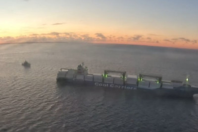 Эстония задержала контейнеровоз с российскими моряками