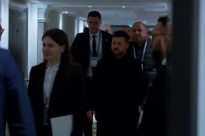 Зеленский обсудил с главой Госдепа фронт и переговоры по миру