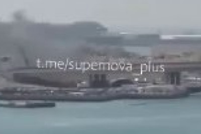 Иранский дрон поразил базу ВМС Франции в Абу-Даби  На объекте возник сильный пожар