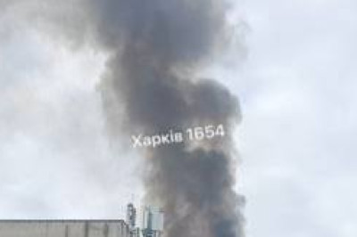 Поражены объекты ВСУ в Харькове: массовые взрывы и задымление в Салтовском районе