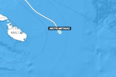 Российский СПГ-танкер «Арктический Метагаз» горит в Средиземном море: вероятно он атакован
