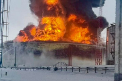 Отберём всёСколько ещё продлится показушный бунт Зеленского