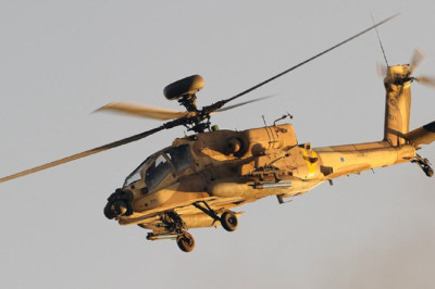 ОАЭ потеряли вертолет AH-64D, гонявшийся за иранскими 